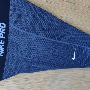 Nike pro leggings